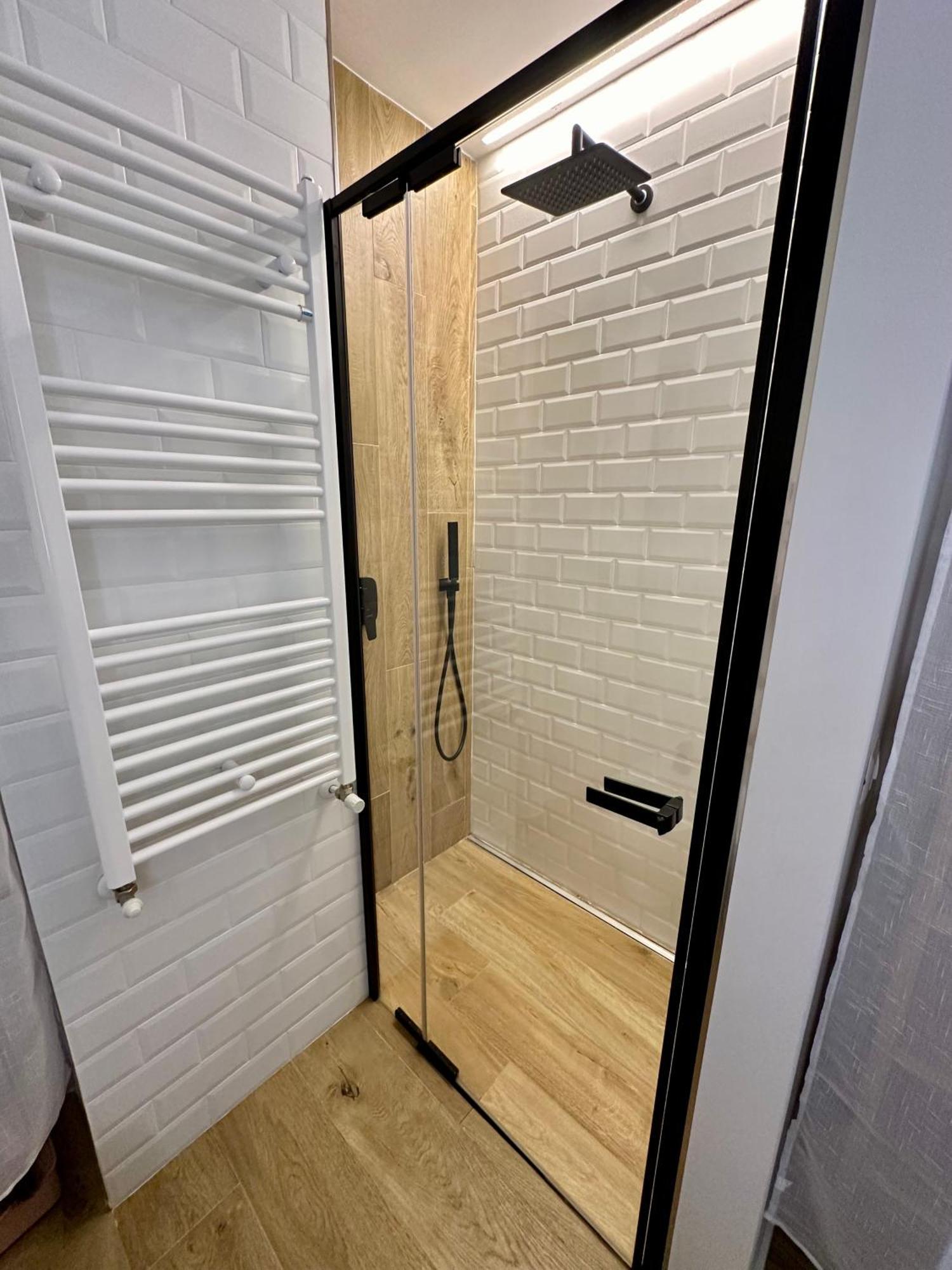 Lr Deluxe Apartments - Porta Venezia - Bilocale Con Giardino Privato Mediolan Zewnętrze zdjęcie