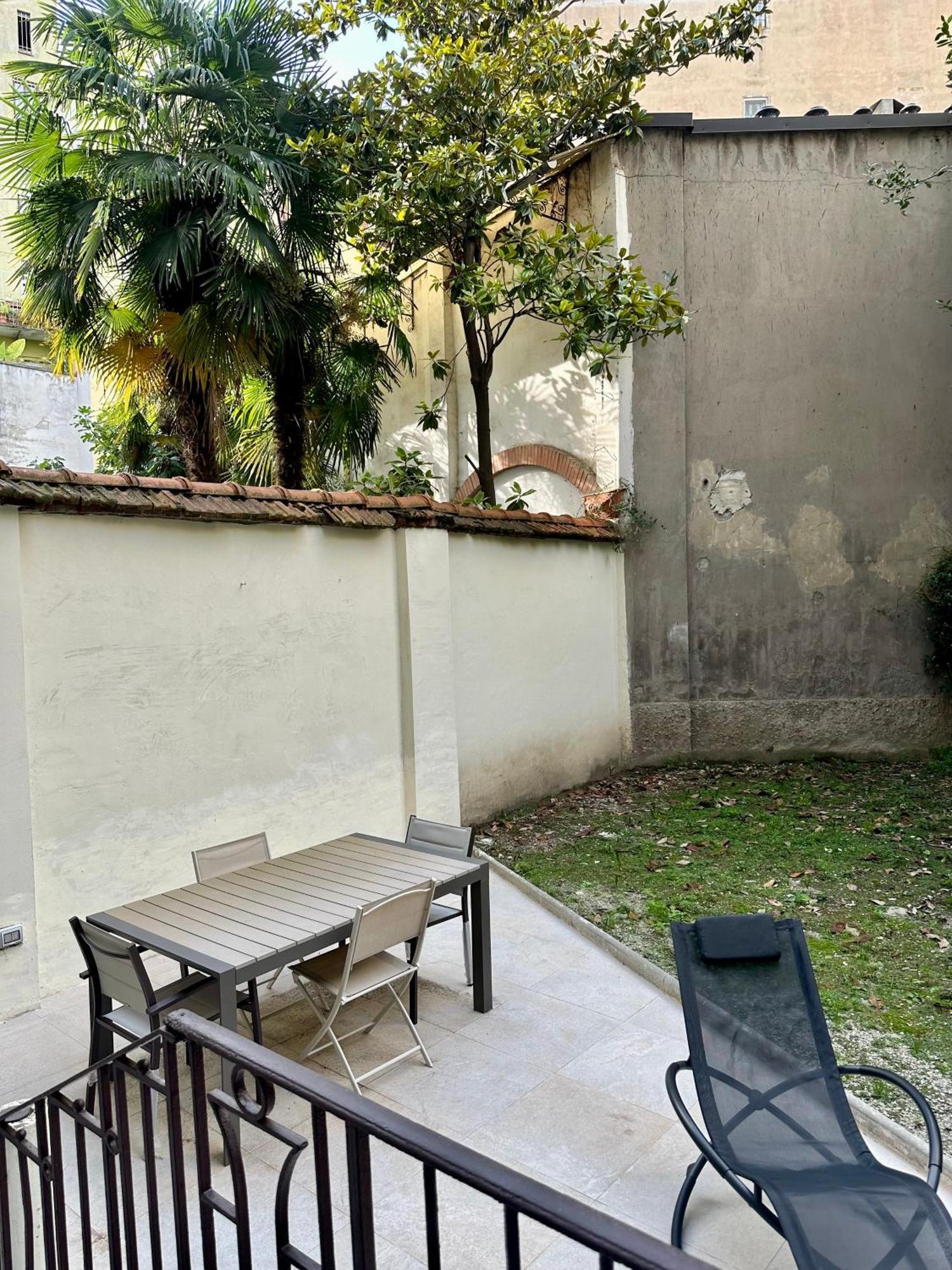 Lr Deluxe Apartments - Porta Venezia - Bilocale Con Giardino Privato Mediolan Zewnętrze zdjęcie